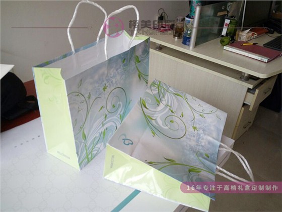 化妆品手提袋3.jpg