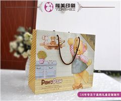 小熊服装手提袋定做