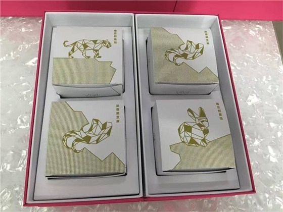 冰淇淋月饼包装盒1