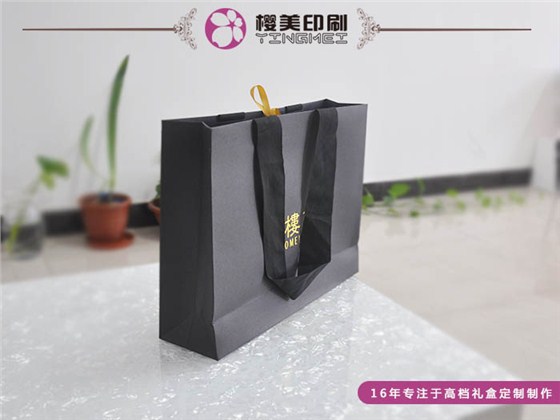 服装手提袋制作.jpg