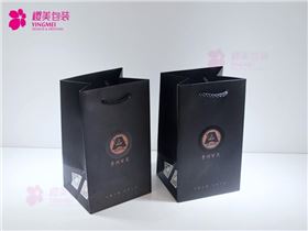 手提纸袋