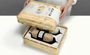 鱼米之乡的依山傍水的大米特产礼盒-樱美包装