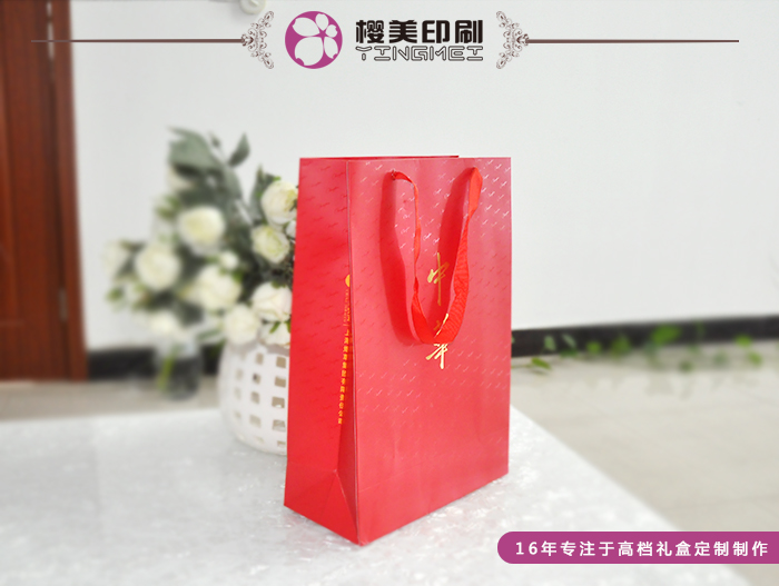 奢侈品纸袋定制1.jpg