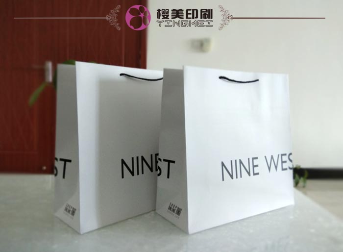 四色印刷衣服手提袋定做1.jpg