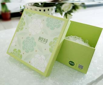 【相宜本草】化妆品包装盒定做